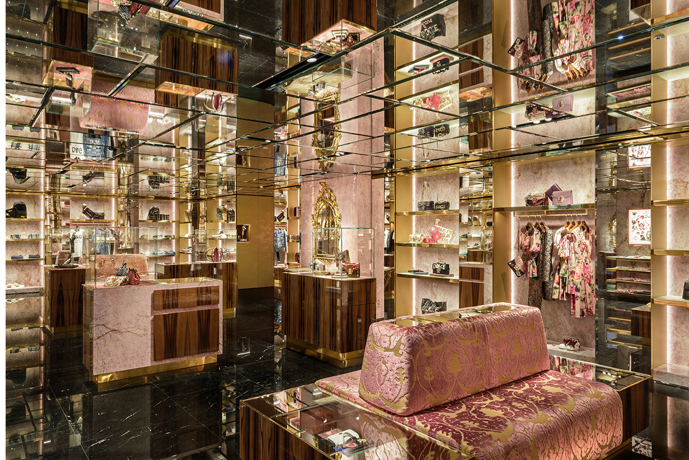 Dolce & Gabbana Flagship Store - Monaco - mindseye