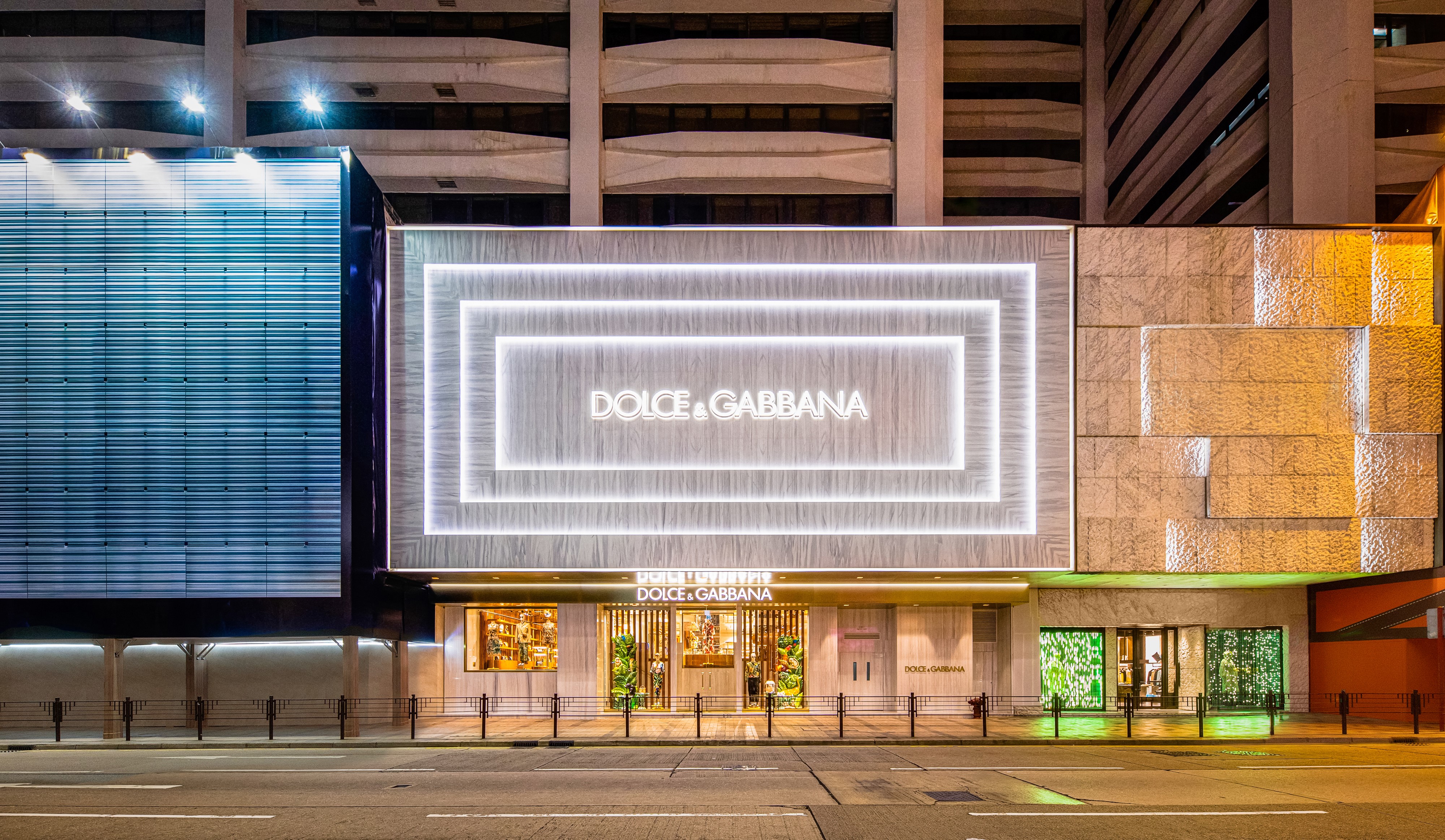 Dolce & Gabbana Hong Kong Façade - mindseye